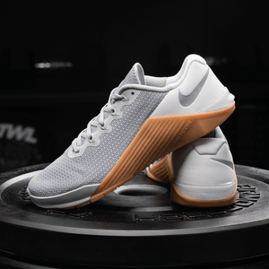 Nike Metcon 5 Men s Training Shoe WOLF GREY WOLF GREY WHITE